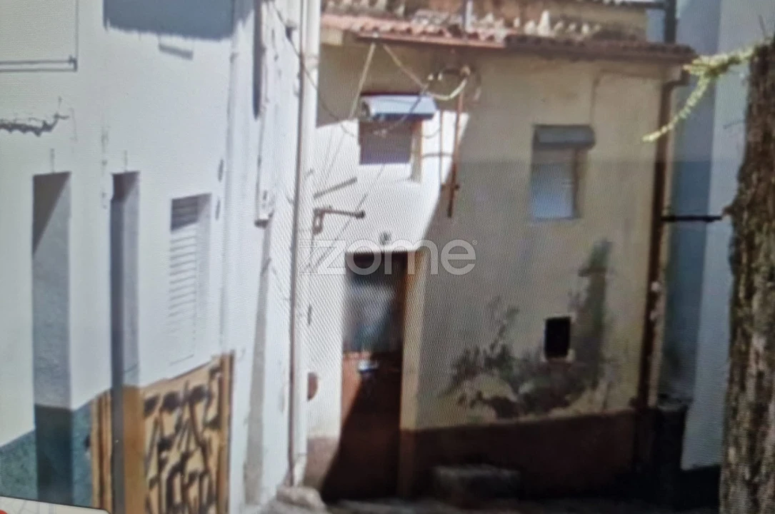 Moradia T2 para Venda em Orjais Foto 8