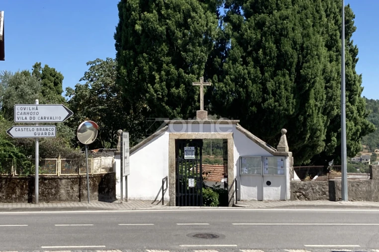 Moradia T2 para Venda em Orjais Foto 17