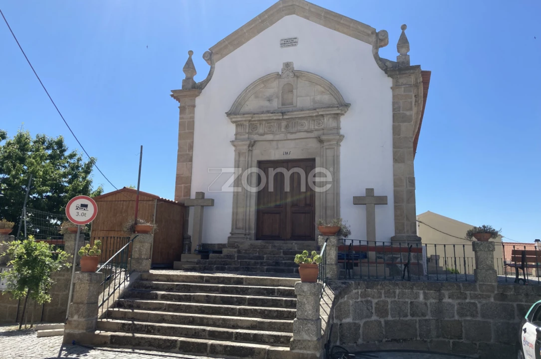 Moradia T2 para Venda em Orjais Foto 10