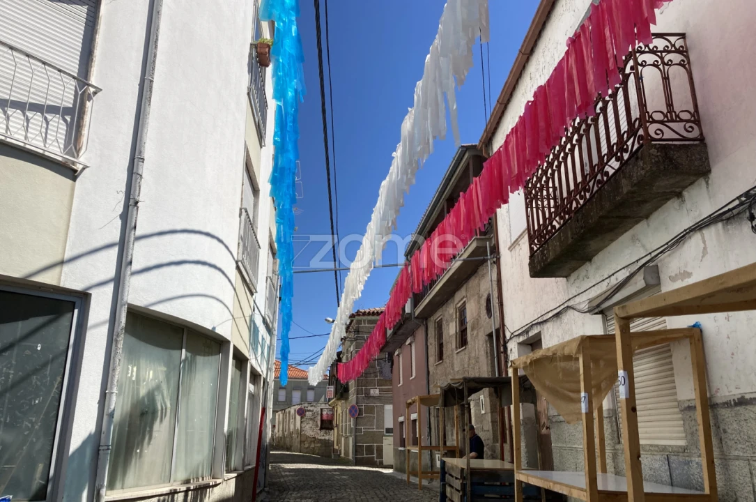 Moradia T2 para Venda em Orjais Foto 13