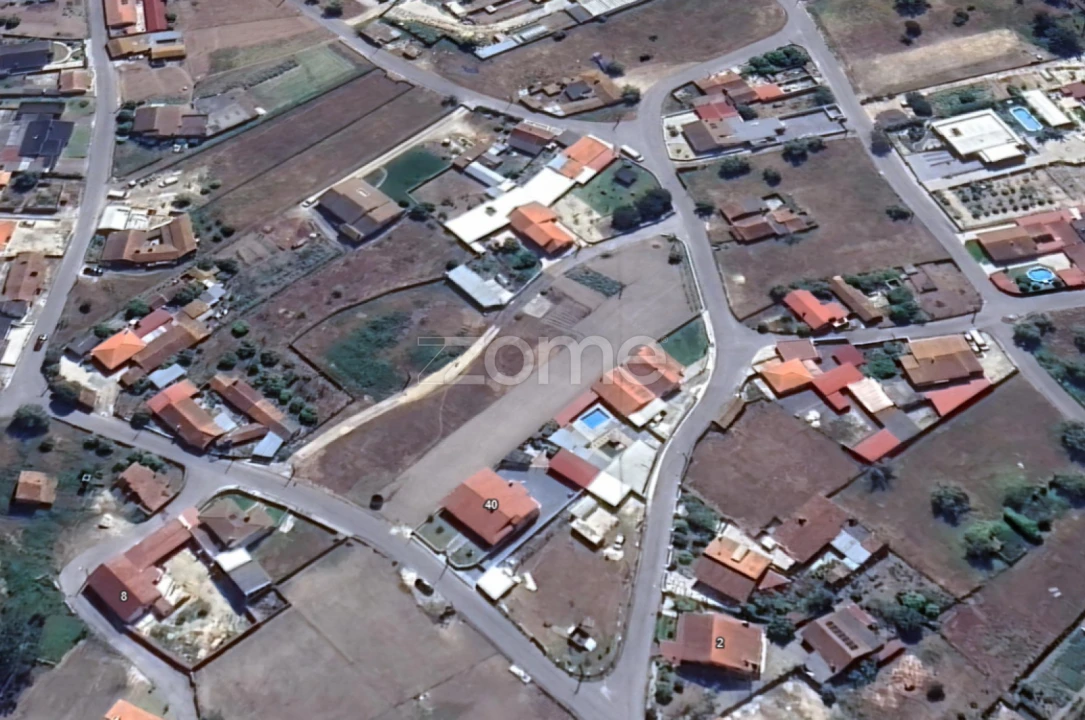 Terreno para Venda em Monte Redondo e Carreira Foto 1