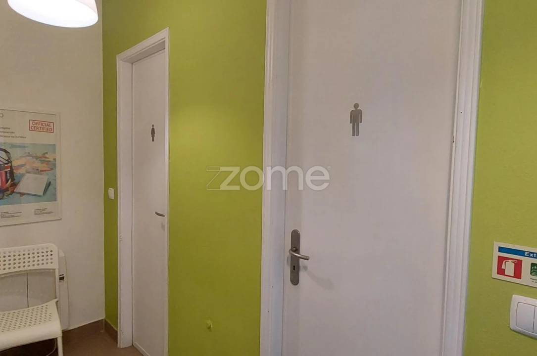 Negócio para Venda em Alcobaça e Vestiaria Foto 8