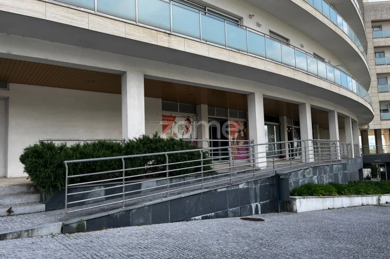 Negócio para Venda em Ranhados Foto 3