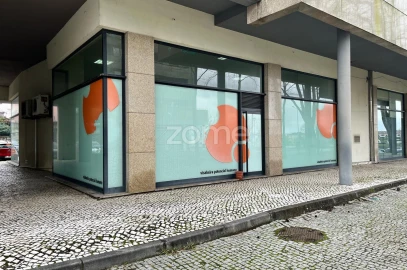 Negócio para Venda em Repeses e São Salvador