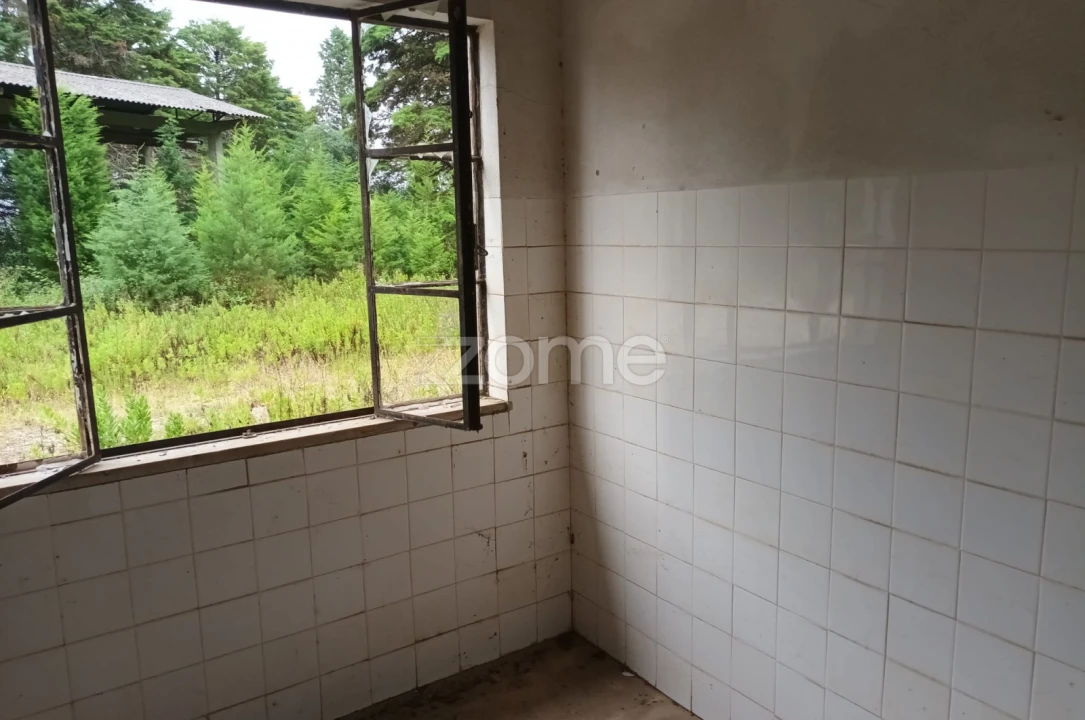 Terreno Comércio / Armazém para Venda em Assafarge e Antanhol Foto 7