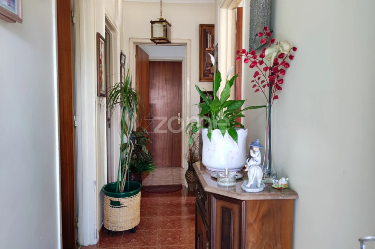 Moradia T2 para Venda em Ramada e Caneças Foto 18