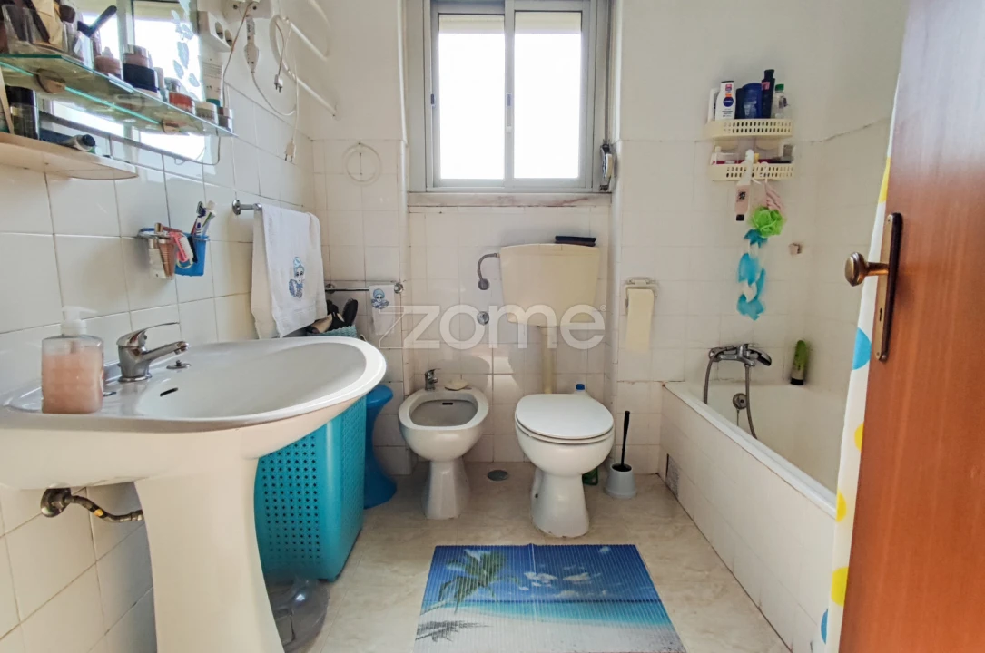 Moradia T2 para Venda em Ramada e Caneças Foto 12