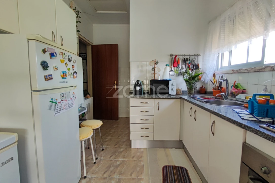 Moradia T2 para Venda em Ramada e Caneças Foto 7