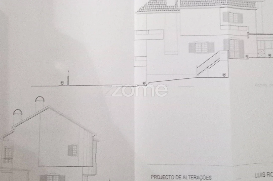 Moradia T5 para Venda em Santo António dos Cavaleiros e Frielas Foto 55