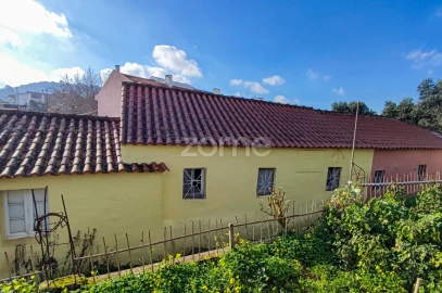 Moradia T8 para Venda em Loures