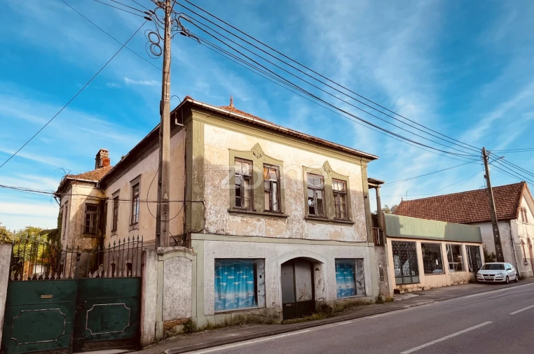 Moradia T11 para Venda em Sangalhos Foto 11