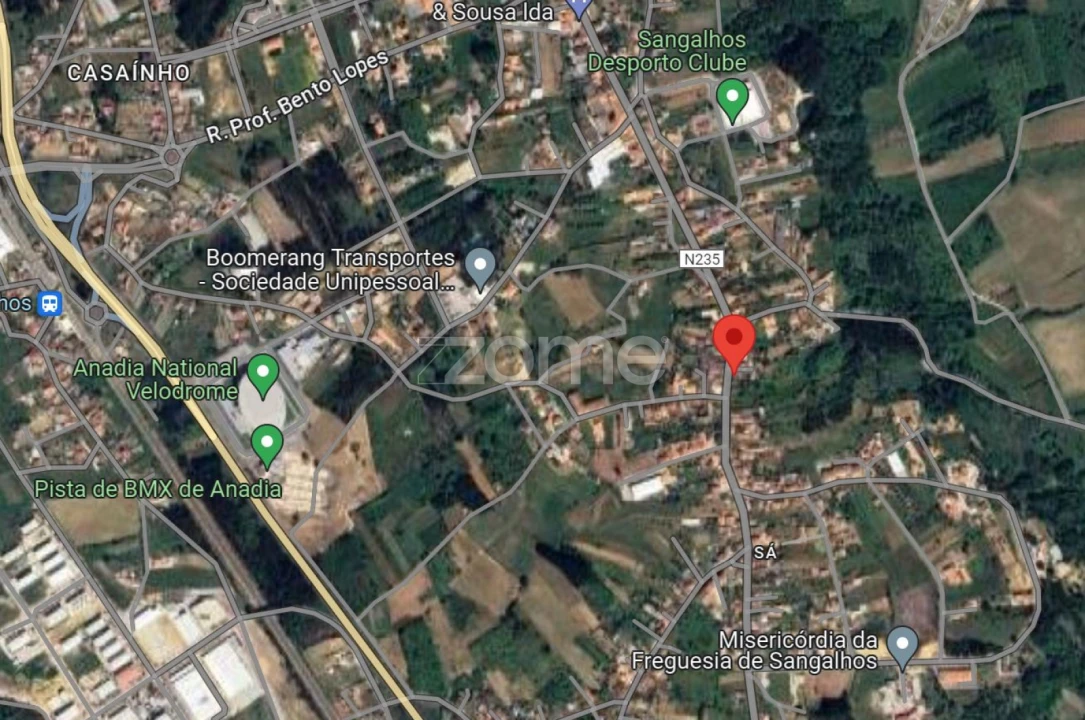 Moradia T11 para Venda em Sangalhos Foto 2