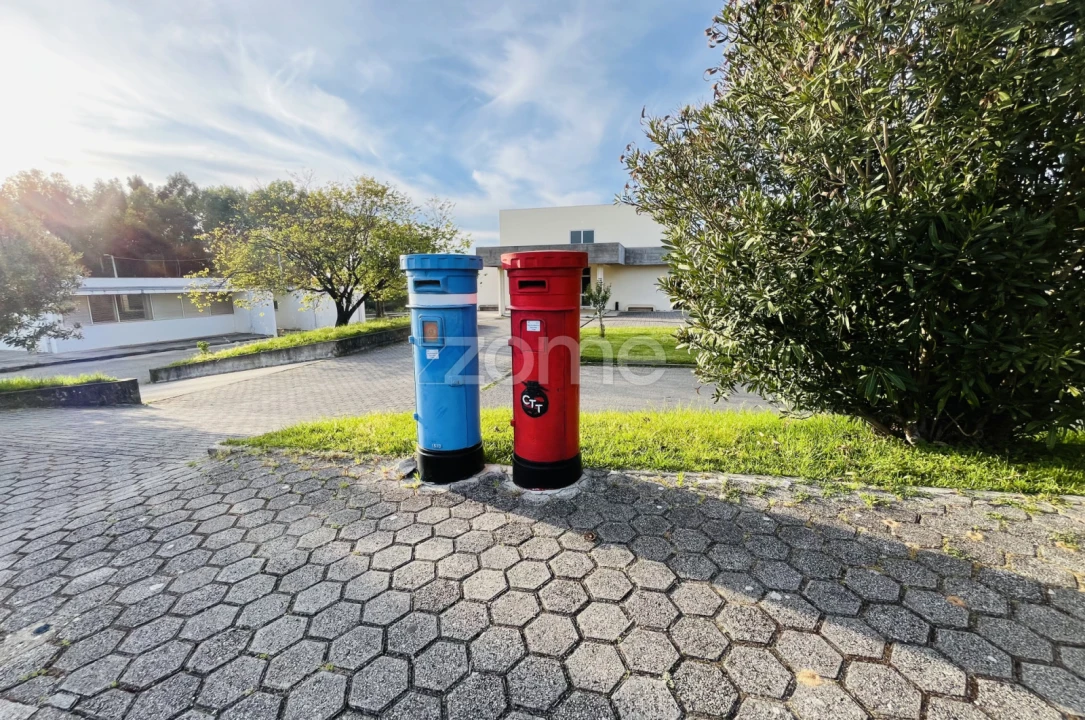 Moradia T11 para Venda em Sangalhos Foto 25