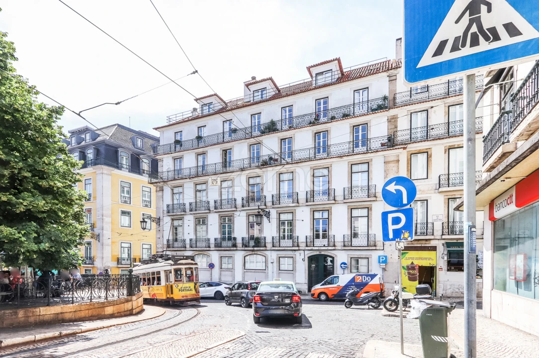 Apartamento T2 para Venda em Misericórdia Foto 3