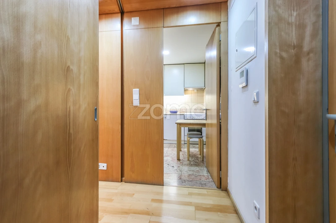 Apartamento T2 para Venda em Misericórdia Foto 8