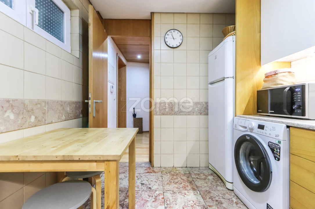 Apartamento T2 para Venda em Misericórdia Foto 11