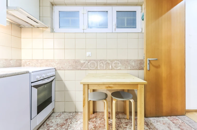 Apartamento T2 para Venda em Misericórdia Foto 10