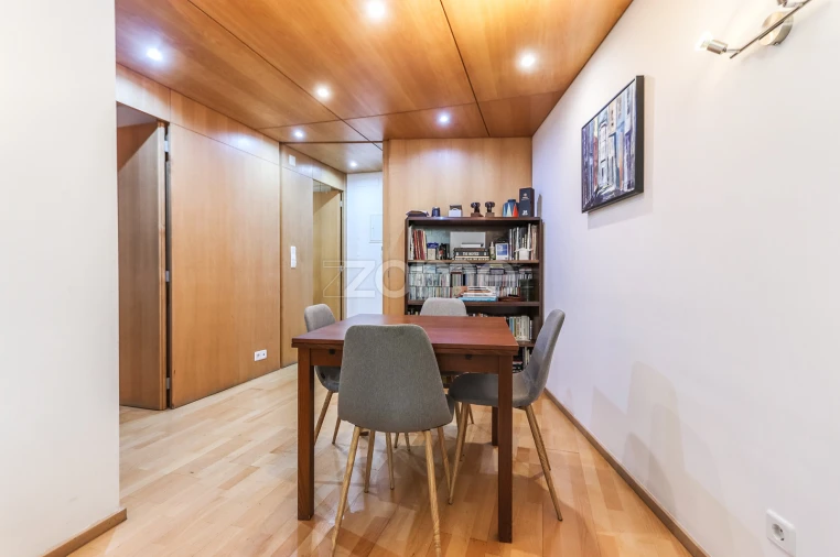 Apartamento T2 para Venda em Misericórdia Foto 14