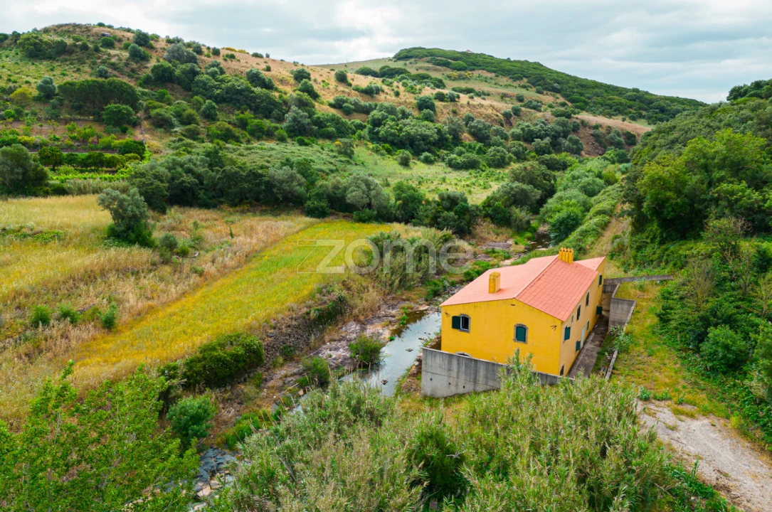 Moradia T4 para Venda em Loures Foto 3