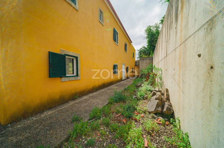 Moradia T4 para Venda em Loures Foto 12
