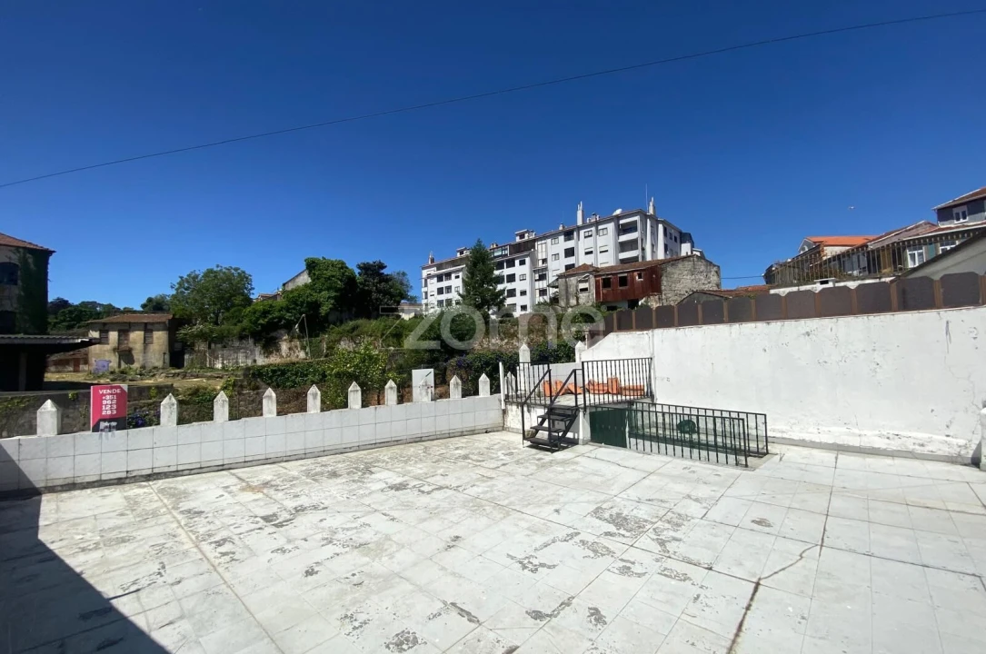 Moradia T3 para Venda em Campanhã Foto 16