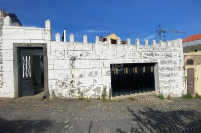 Moradia T3 para Venda em Campanhã