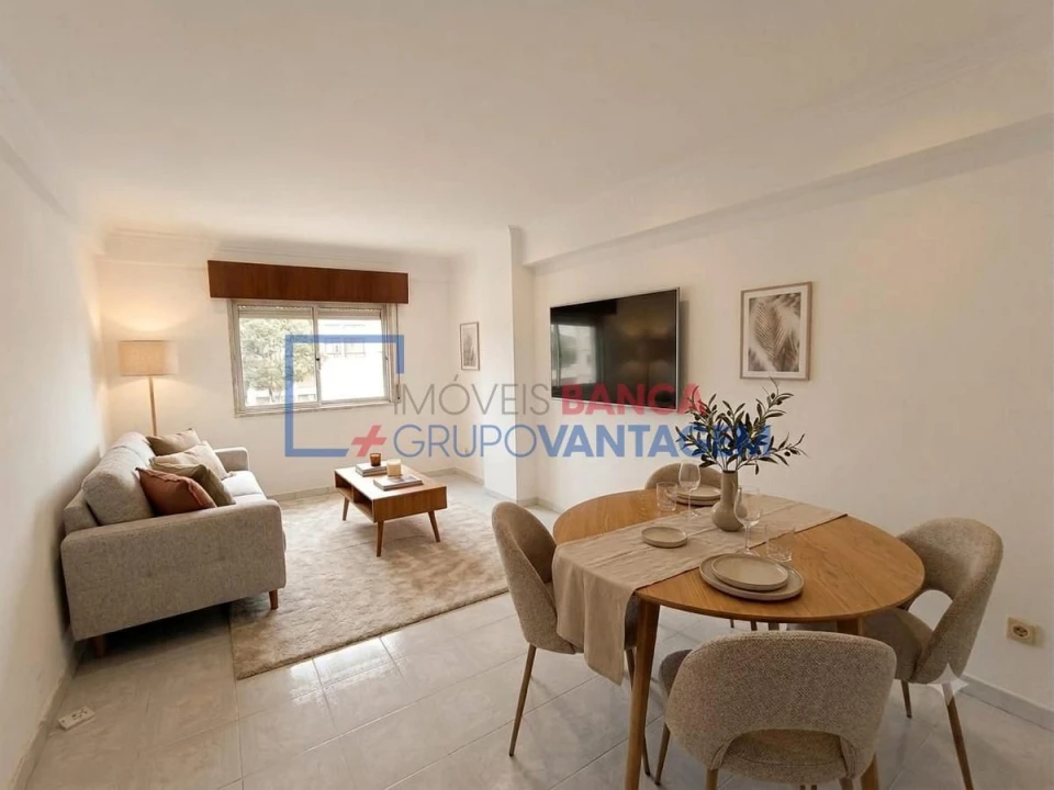 Apartamento T2 para Venda em Agualva e Mira-Sintra Foto 5