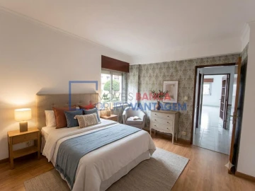 Apartamento T2 para Venda em Agualva e Mira-Sintra