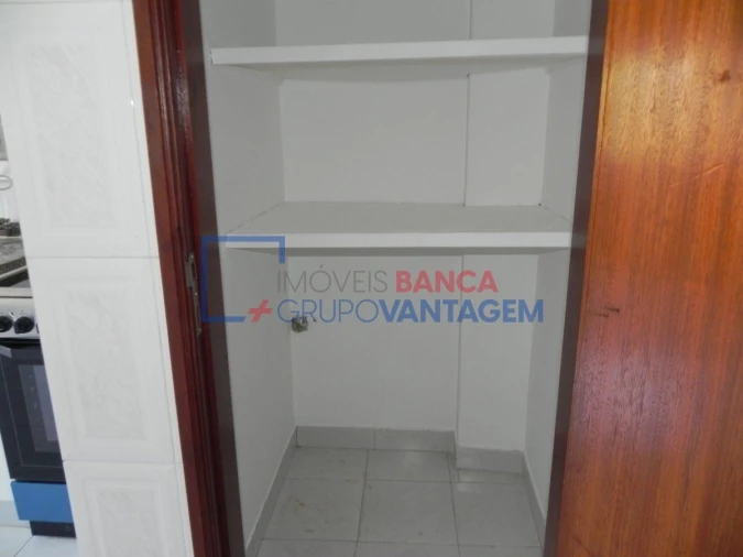Apartamento T2 para Venda em Agualva e Mira-Sintra Foto 7