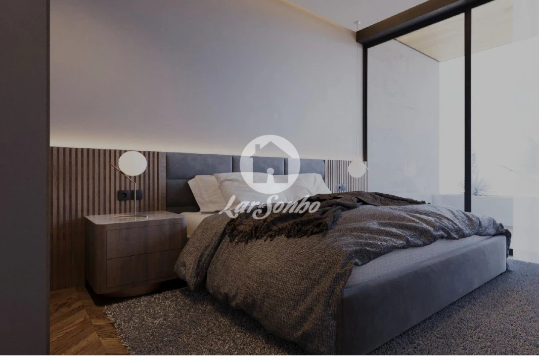 Terreno P/ Prédio para Venda em Reguenga Foto 13