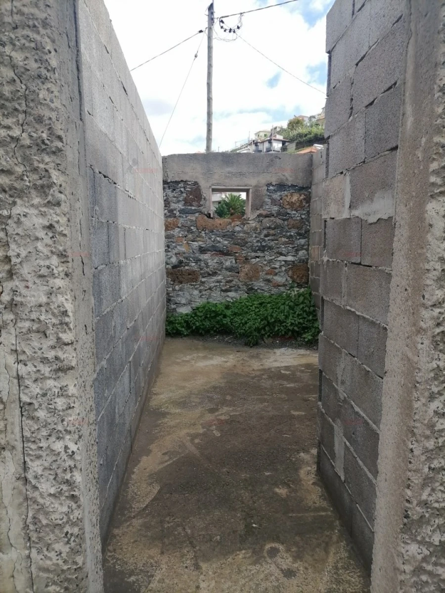 Prédio para Venda em Camara de Lobos Foto 2