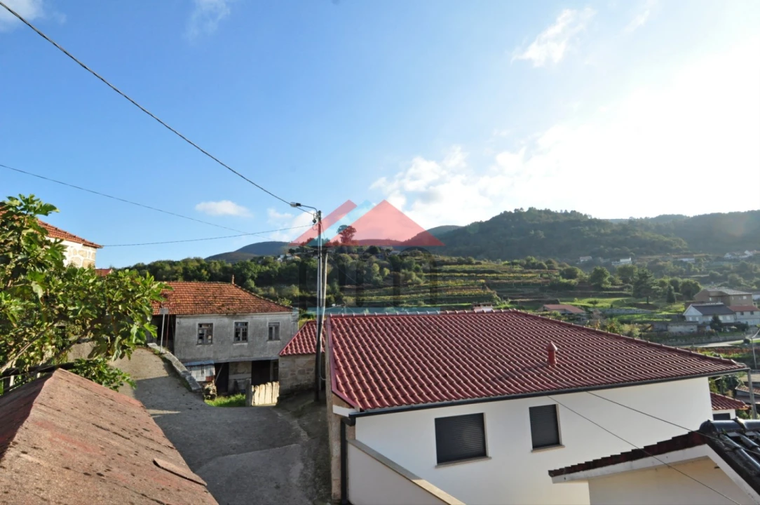 Moradia T2 para Venda em Abedim Foto 17