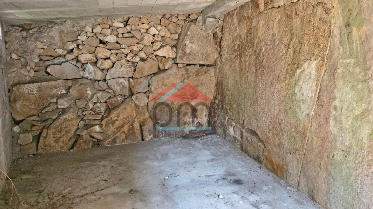 Moradia T2 para Venda em Abedim Foto 21