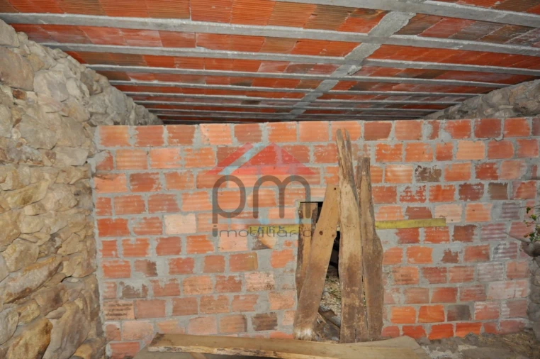 Moradia T2 para Venda em Abedim Foto 8