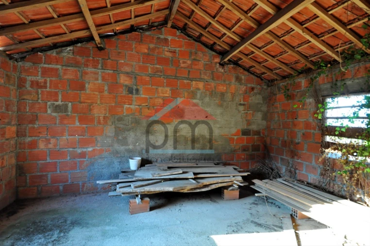 Moradia T2 para Venda em Abedim Foto 18