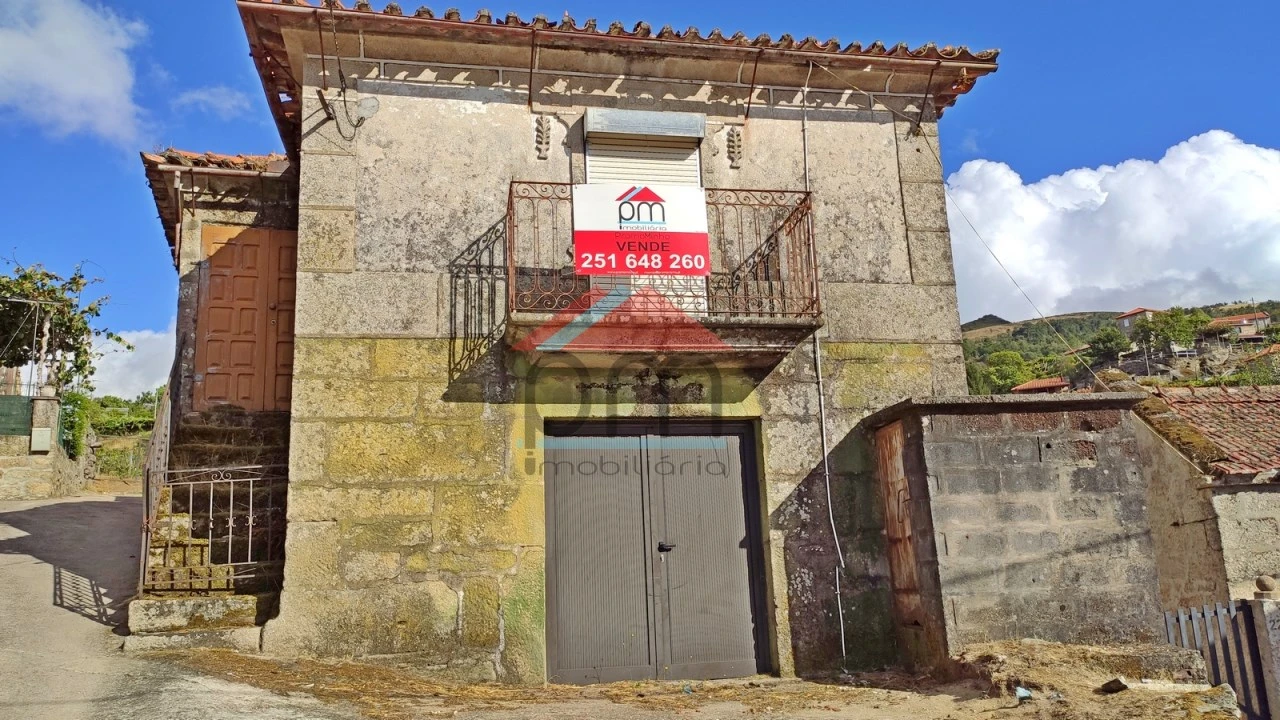 Moradia T2 para Venda em Tangil Foto 2