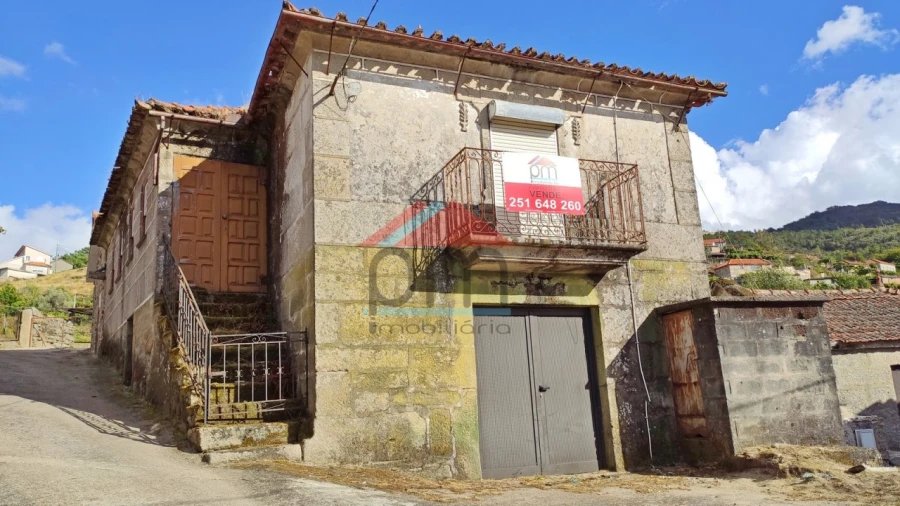 Moradia T2 para Venda em Tangil Foto 1