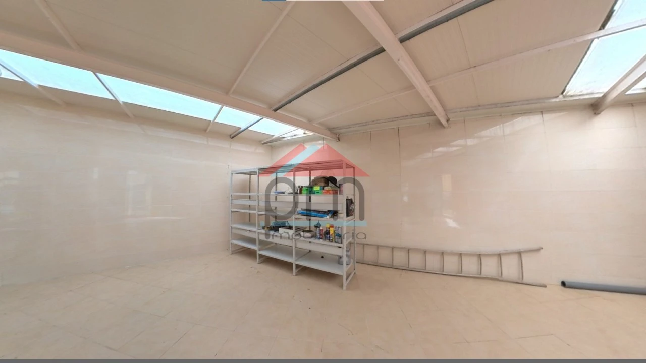 Loja para Venda em Gião Foto 6