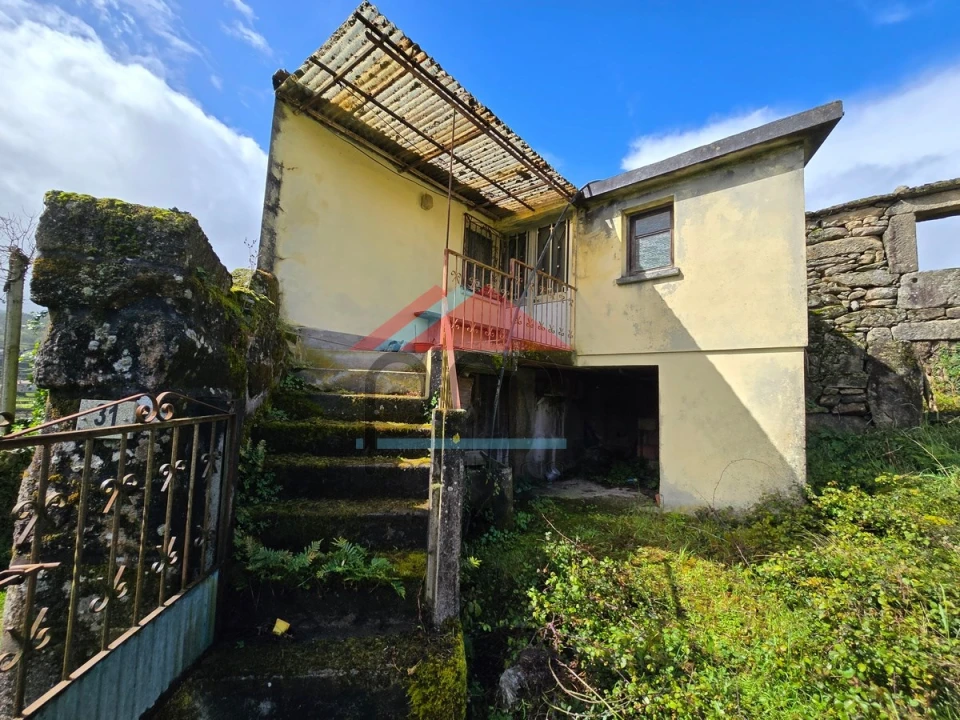 Moradia T2 para Venda em Tangil Foto 2