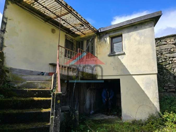 Moradia T2 para Venda em Tangil Foto 11