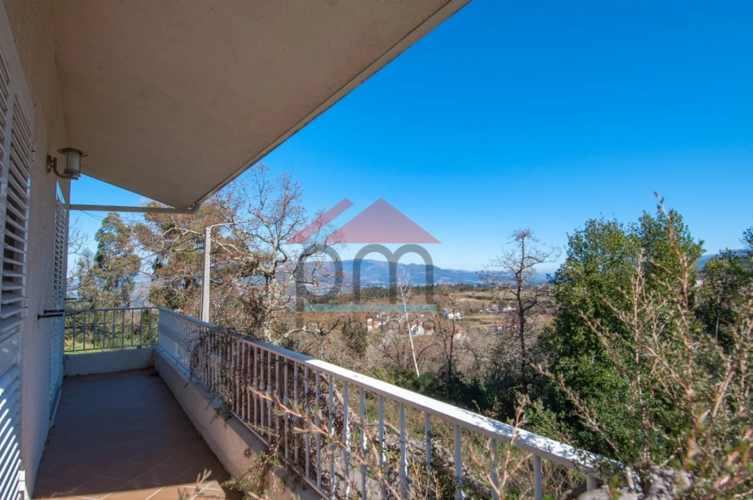 Moradia T4 para Venda em Longos Vales Foto 20