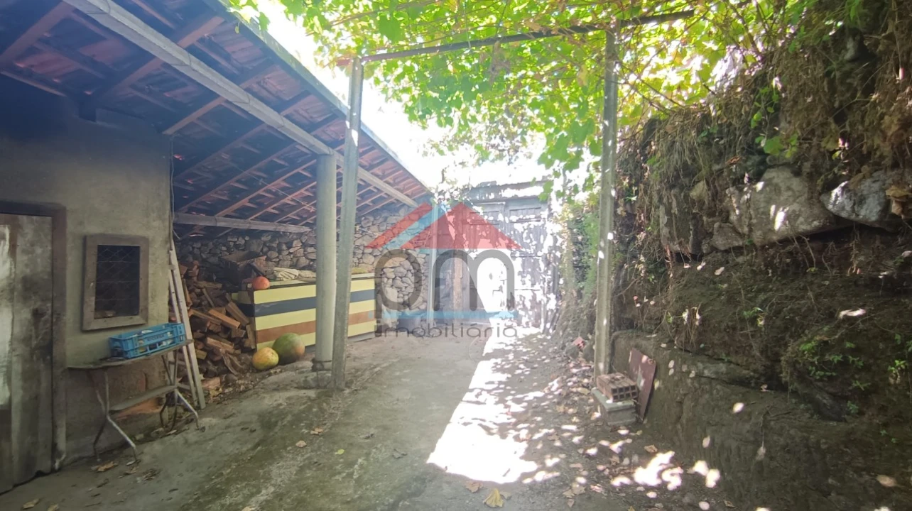 Moradia T2 para Venda em Gave Foto 12