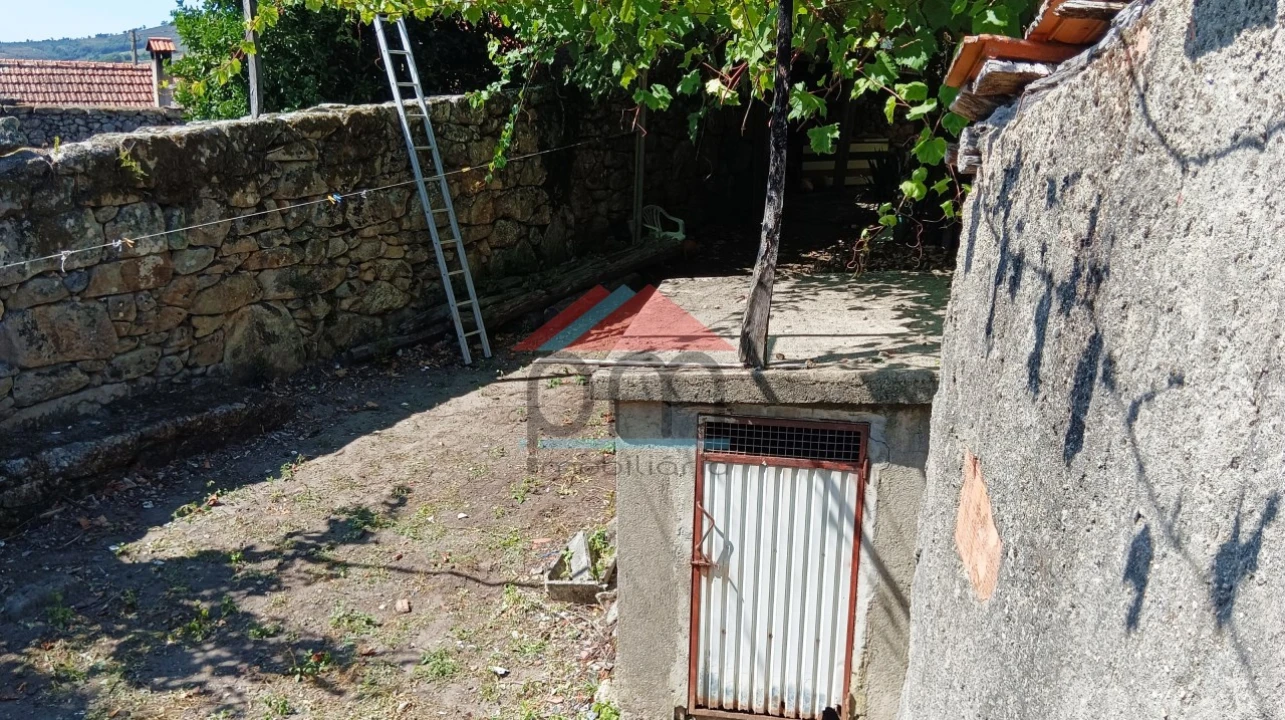 Moradia T2 para Venda em Gave Foto 15