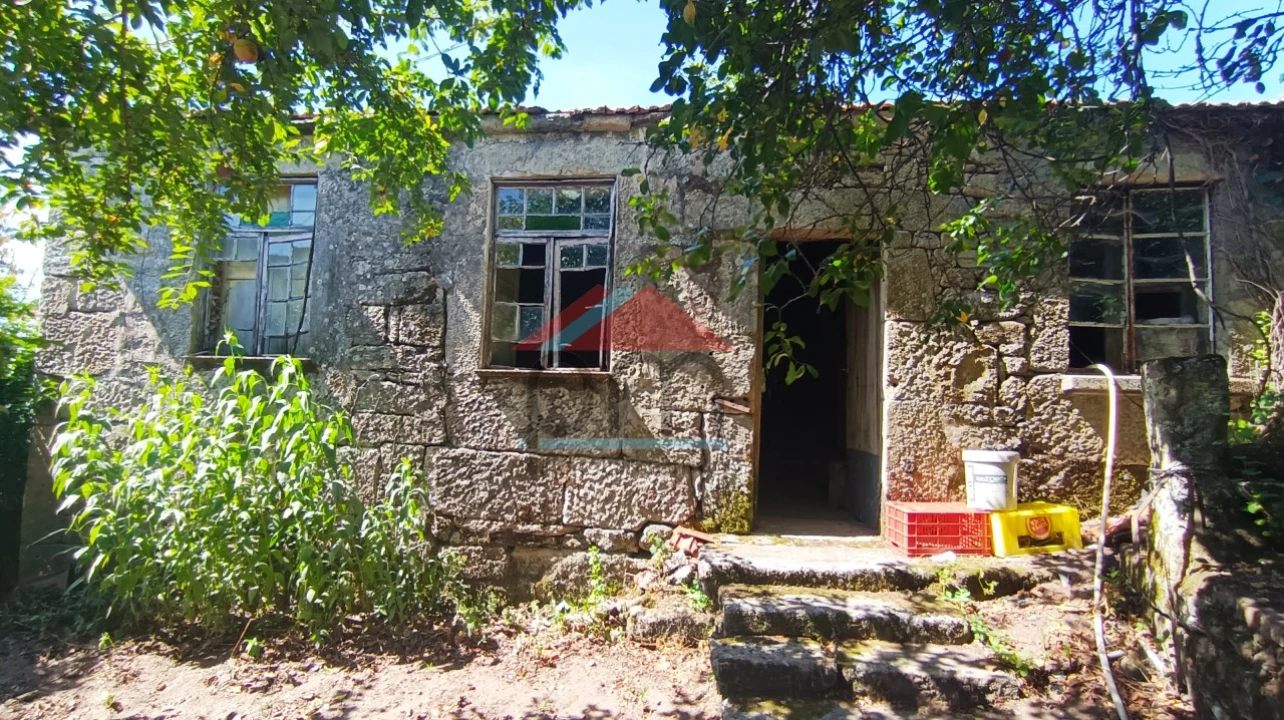 Moradia T2 para Venda em Gave Foto 1