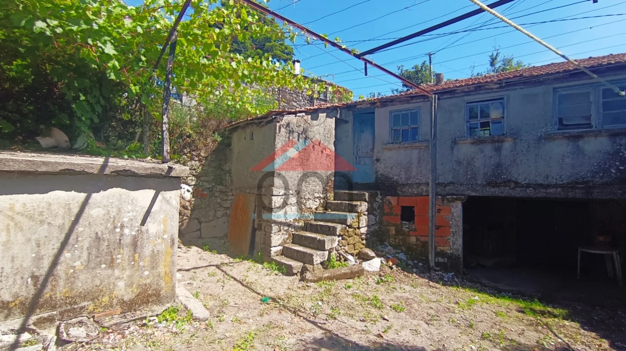 Moradia T2 para Venda em Gave Foto 19