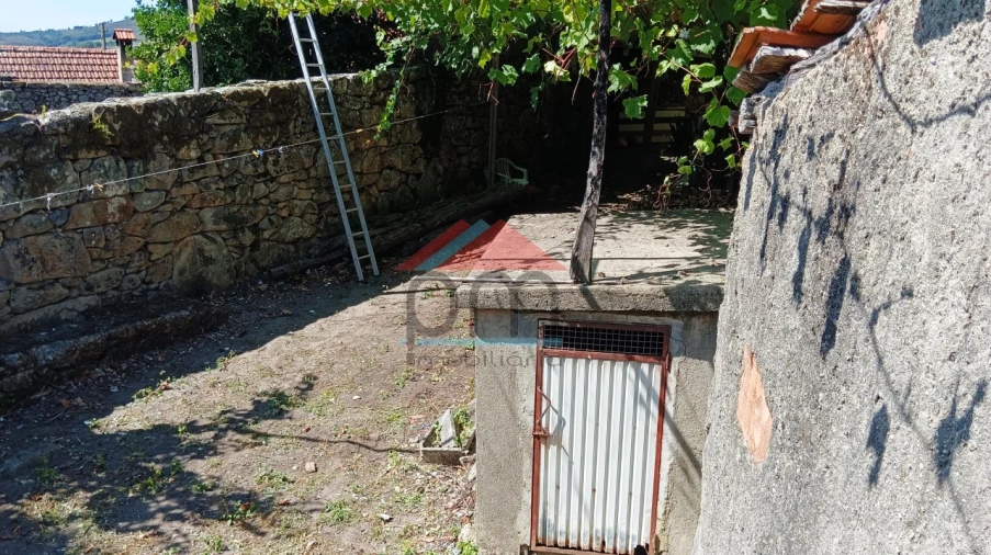 Moradia T2 para Venda em Gave Foto 15