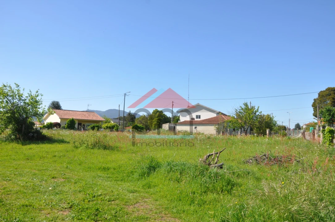 Terreno para Venda em Valença, Cristelo Covo e Arão Foto 2