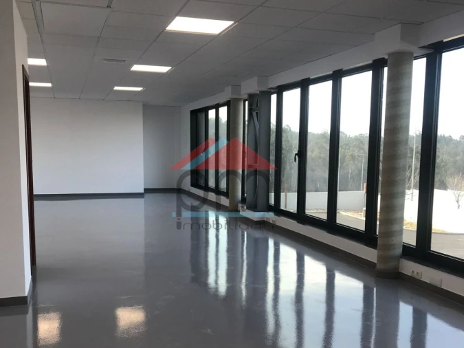 Armazém para Arrendamento em Gandra e Taião Foto 6