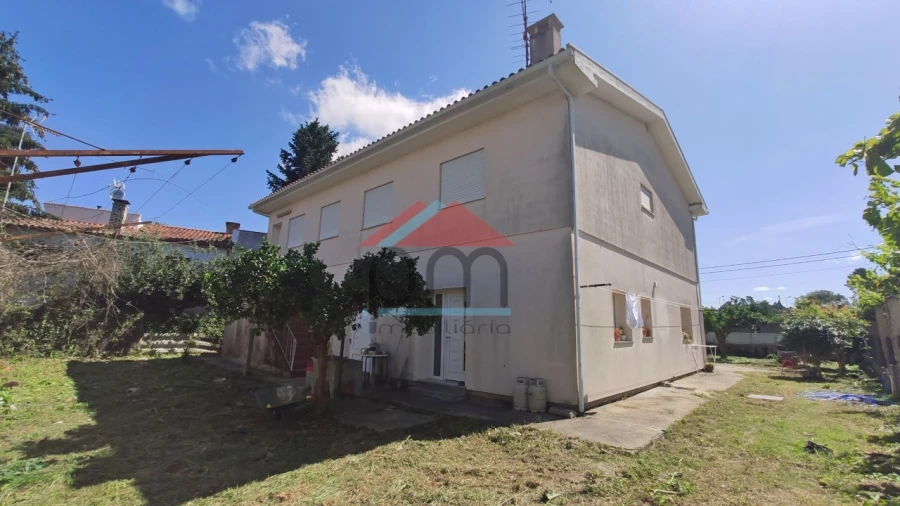 Moradia T5 para Venda em Mazedo e Cortes Foto 3