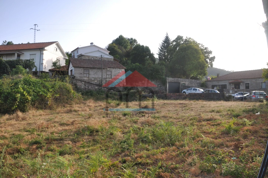 Terreno para Venda em Verdoejo Foto 1